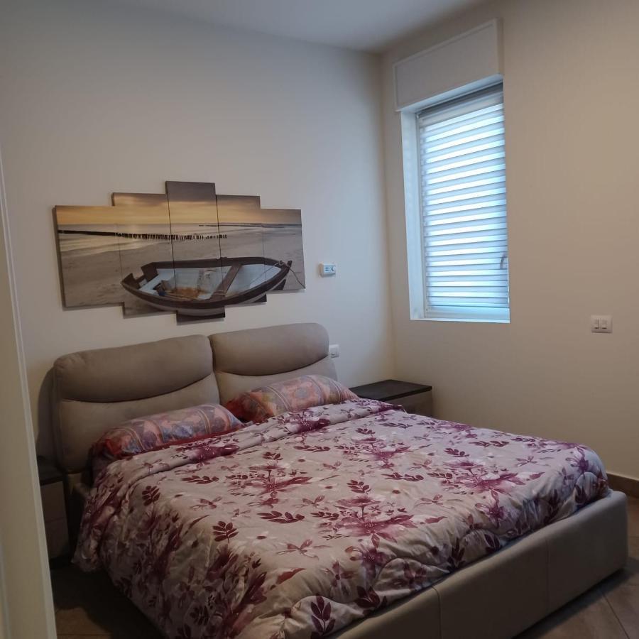 Trilocale Nr 8 Apartment กาลัมโบรเน ภายนอก รูปภาพ